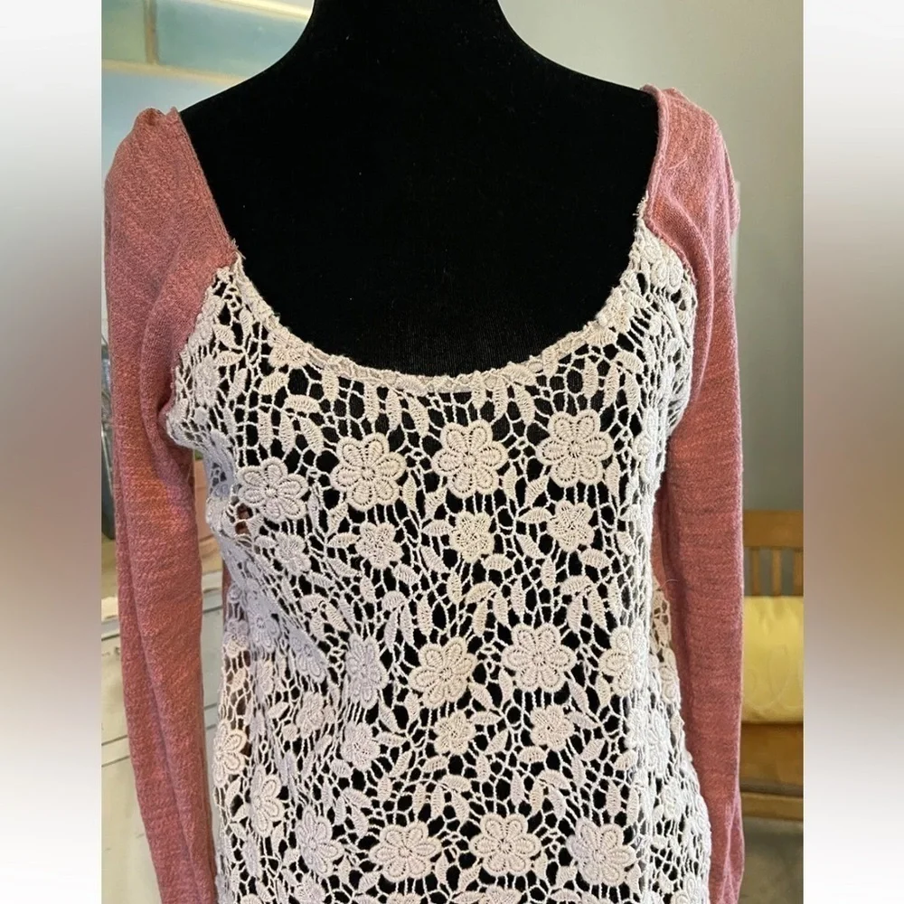 Free People Top M Daisy Lace Crochet Berry Purple Festival Concert Boho Cottage